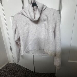 LuLu Lemon pull over